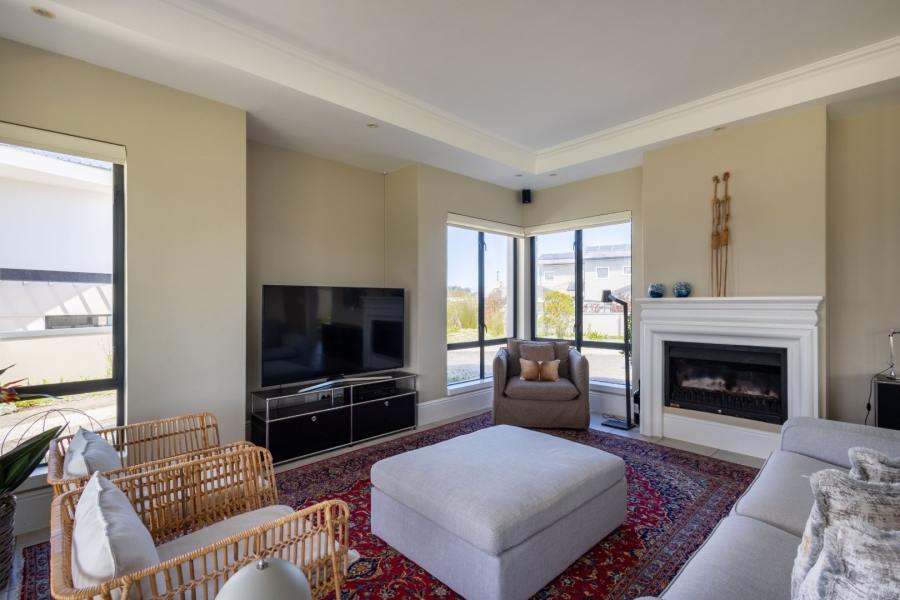 3 Bedroom Property for Sale in Pezula Golf Estate Western Cape